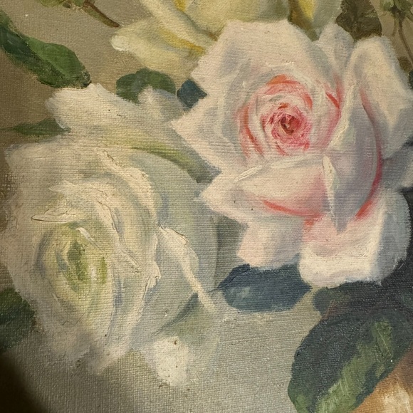 Elegant Antique Roses Oil Painting with Gold Frame T. Saito